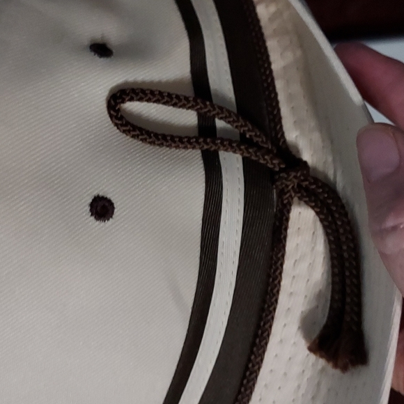 Fedora Hat Size Large Ivory with a Brown&Ivory Band w/brown cord.No Stains. - Picture 12 of 12